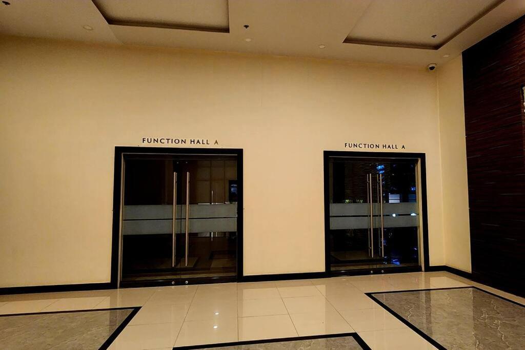Casa Antonio At Uptown Parksuites Tower One Bgc Manila Luaran gambar